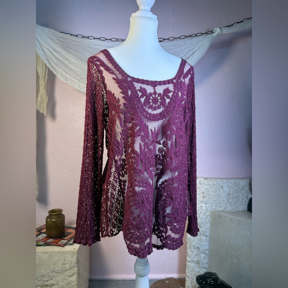 Sheer Lace Boho Top Bell Sleeve Burgundy Crochet Size Medium Free People Style